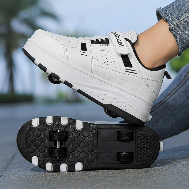 子供用4輪ローラーシューズ、格納式の車輪が付いたスニーカー。 - Sneakers のレビューと価格